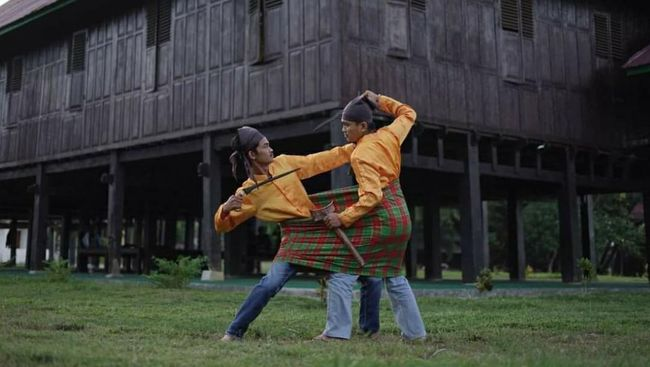 Kearifan Lokal yang Mulai Dilupakan Generasi Z: Warisan Budaya di Era Digital 2025