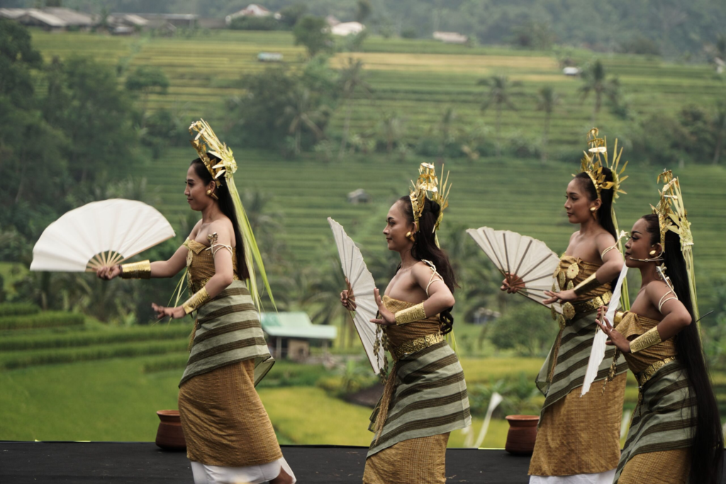 Subak Spirit 2025 Bali: Tari Teater "Napak Toya" untuk Pelestarian Air & Budaya