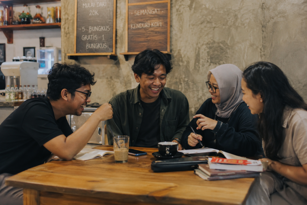 Ternyata Pantun 500 Tahun Warisan UNESCO Kini Viral di Gen Z