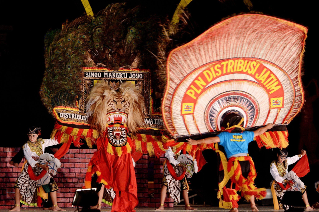 Status UNESCO membawa tanggung jawab budaya yang jauh lebih besar.